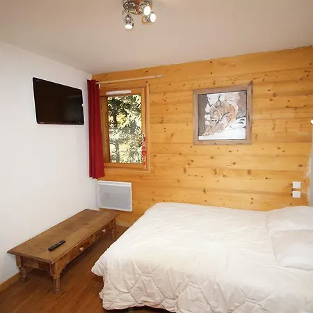Chantelouve Apartment